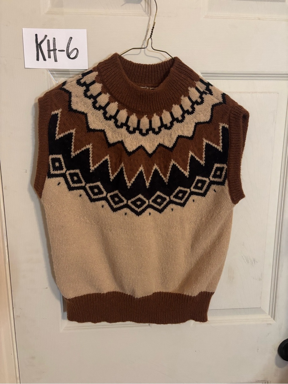 Fair Isle Knit Sleeveless Sweater Vest - Brown & Cream